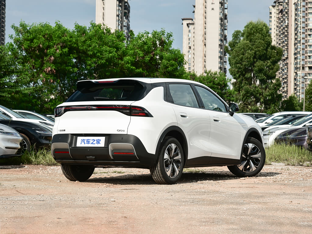 Changan Qiyuan Q05, фото 6