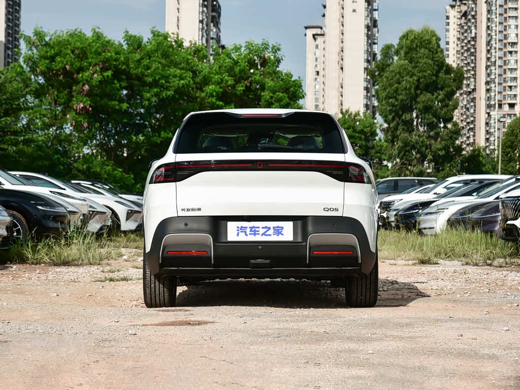 Changan Qiyuan Q05, фото 8