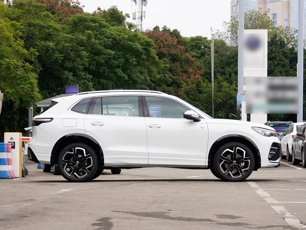 Volkswagen Tiguan L, фото 8