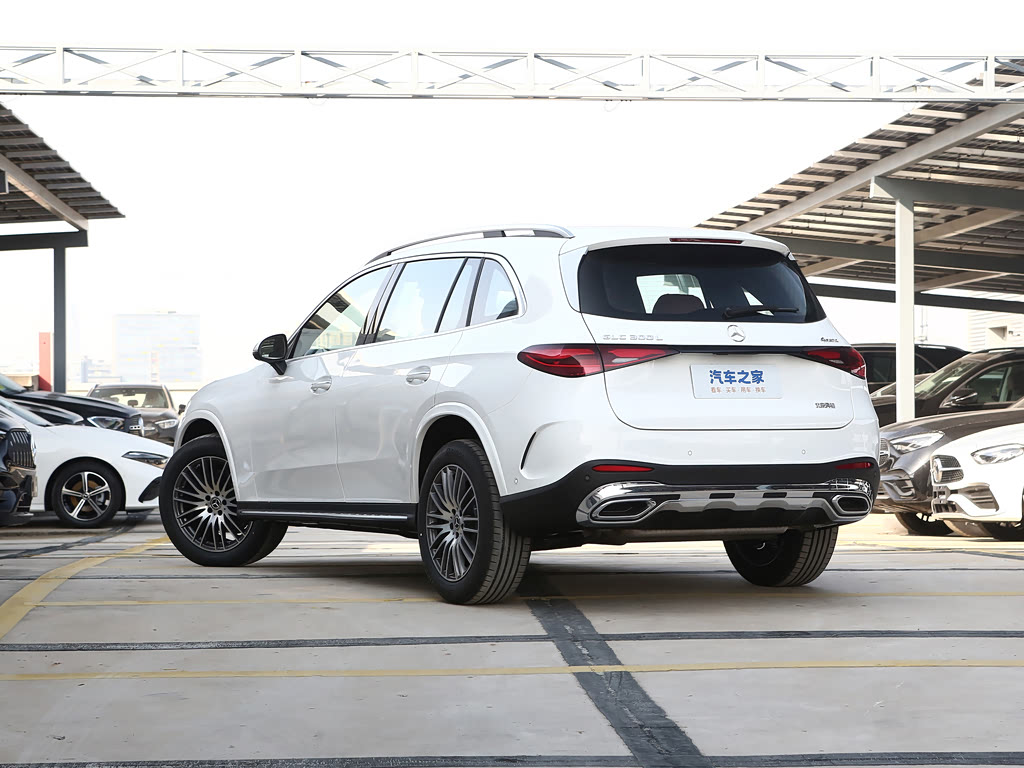 Mercedes-Benz GLC 300 L 4MATIC, фото 4