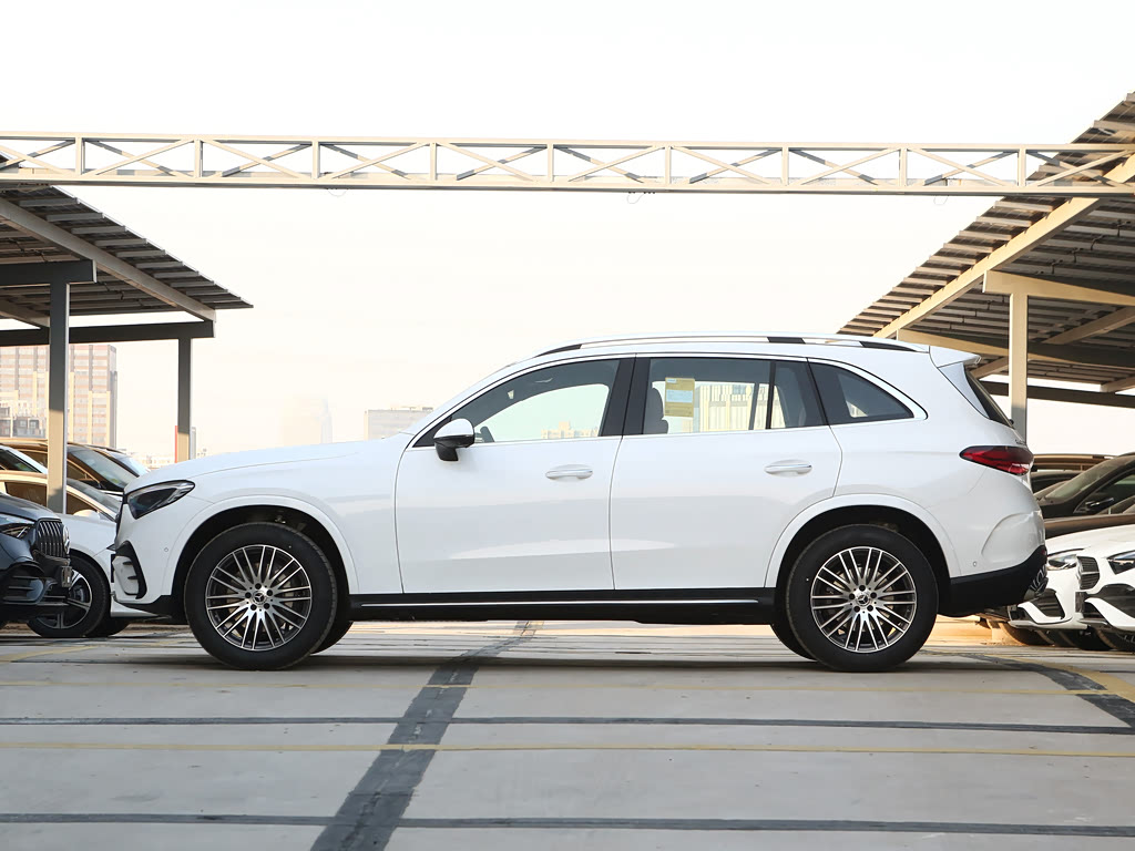 Mercedes-Benz GLC 300 L 4MATIC, фото 8
