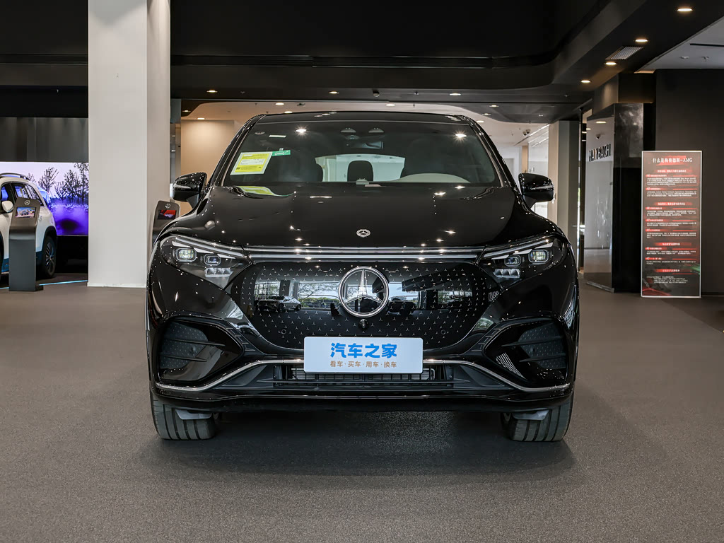 Mercedes-Benz EQS SUV, фото 2