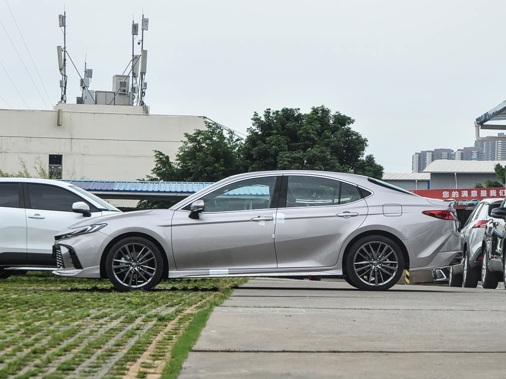 Toyota Camry, фото 3