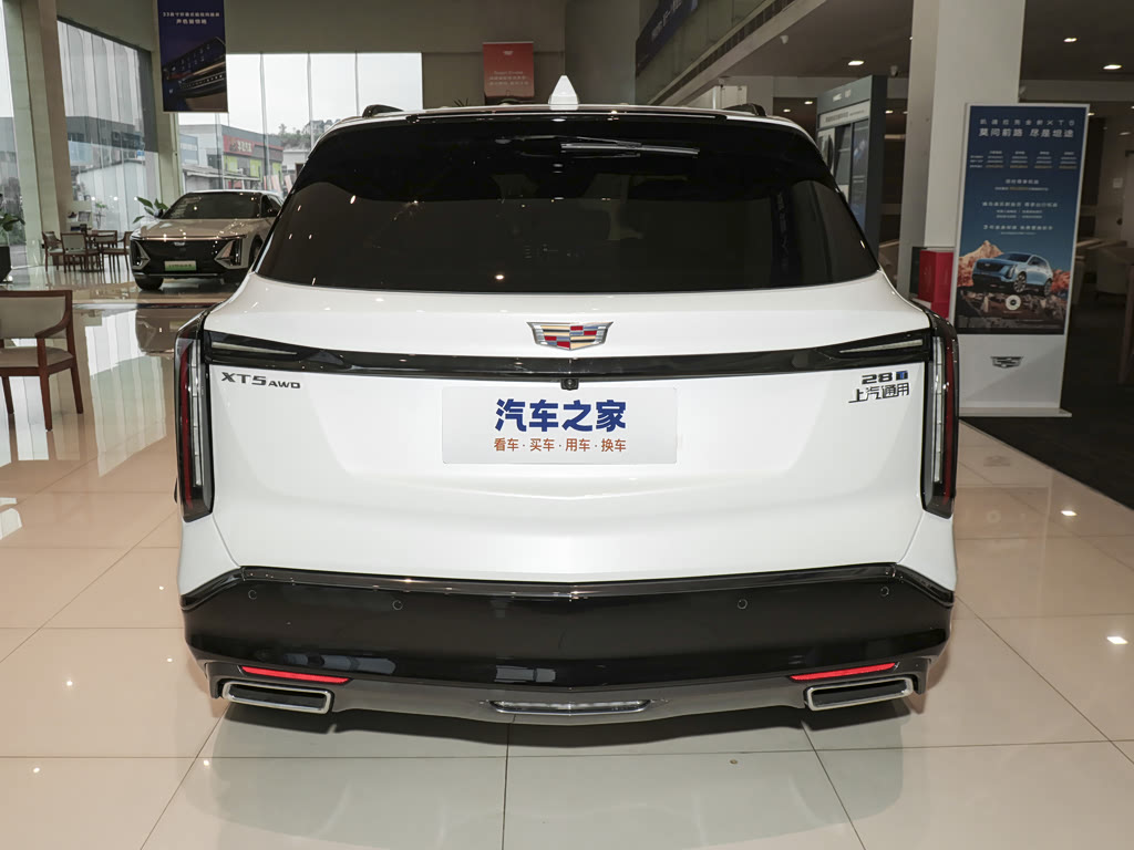 Cadillac XT5, фото 2