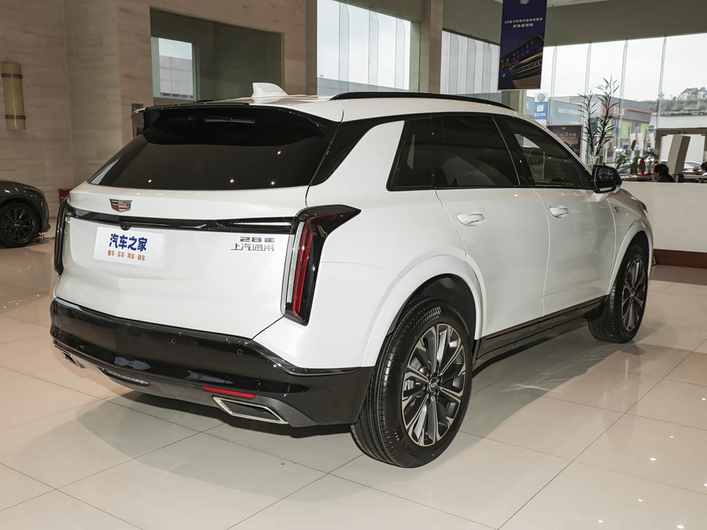 Cadillac XT5, фото 4